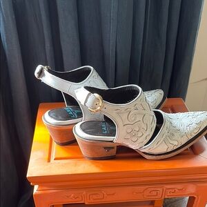 Elegant White Embossed  Robin Slingback Mules